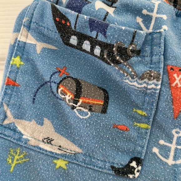 Gymboree Pirate Terry Shorts - Picture 7 of 8